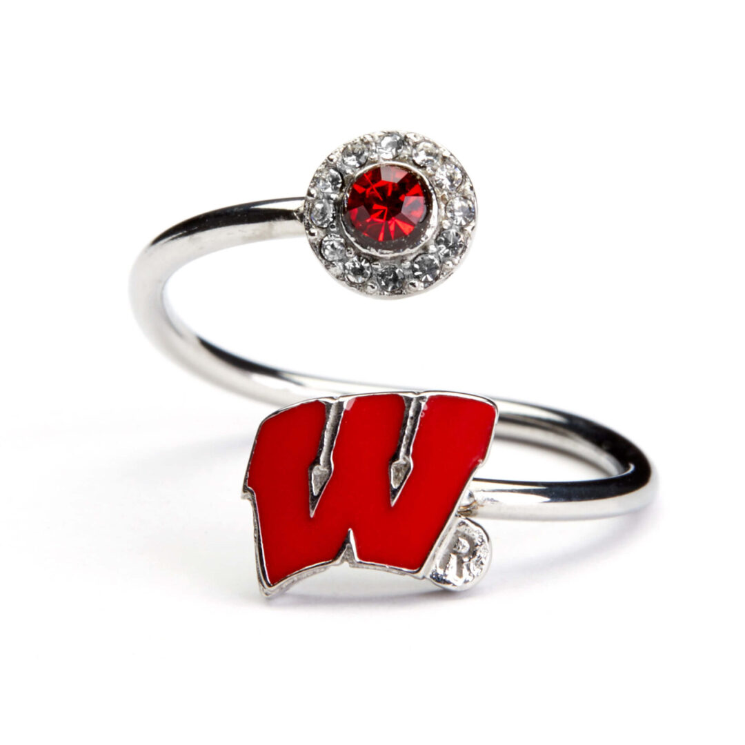 Wisconsin badgers ring with a red stone.